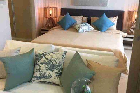 Condominio de 1 dormitorio en Bangkok, Tailandia № 183320 - foto 4