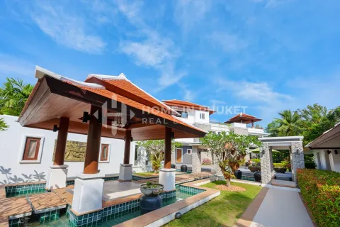 Casa de 6 dormitorios en Phuket, Tailandia № 209588 - foto 3