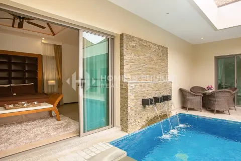 Casa de 3 dormitorios en Rawai, Tailandia № 209583 - foto 3