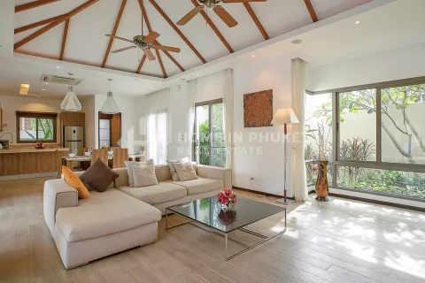 Casa de 3 dormitorios en Rawai, Tailandia № 209583 - foto 5