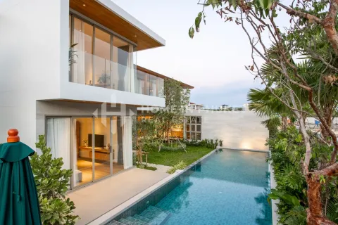 Haus in Phuket, Thailand 4 Schlafzimmer № 209584 - Foto 2