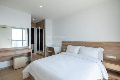 Eigentumswohnung in Bangkok, Thailand, 1 Schlafzimmer  № 188746 - Foto 2