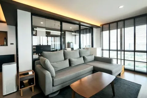 Studio in the Condo in Yan Nawa, Bangkok, Thailand  № 163424