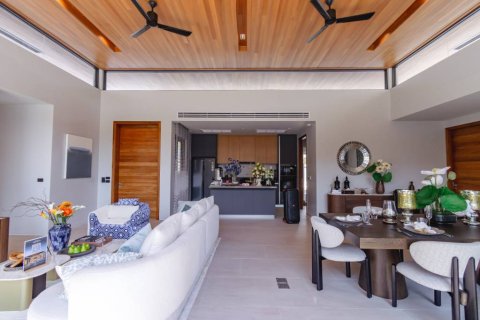 Chalet de 4 dormitorios en Hua Hin, Tailandia № 161104 - foto 8