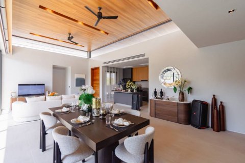 Chalet de 4 dormitorios en Hua Hin, Tailandia № 161104 - foto 9
