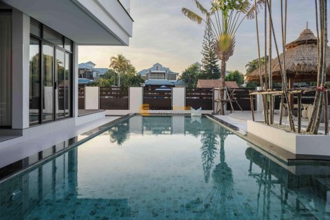 Estudio en Jomtien Beach, Pattaya, Tailandia № 158792 - foto 4