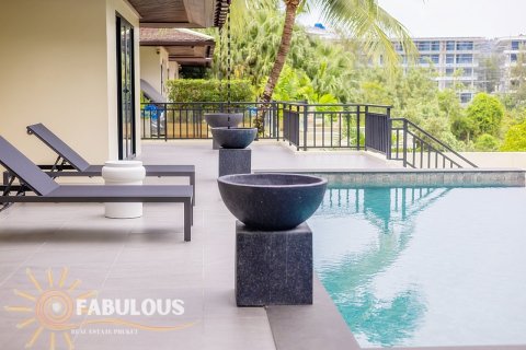 Chalet de 4 dormitorios en Bang Tao, Tailandia № 179382 - foto 9
