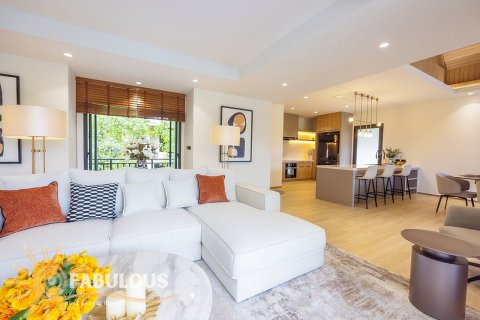 Chalet de 4 dormitorios en Bang Tao, Tailandia № 179382 - foto 2