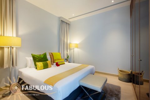Chalet de 3 dormitorios en Bang Tao, Tailandia № 179384 - foto 4