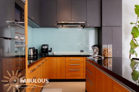 Chalet de 3 dormitorios en Bang Tao, Tailandia № 179384 - foto 11