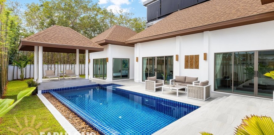 Вилла в Раваи, Таиланд с 4 спальнями № 179379
