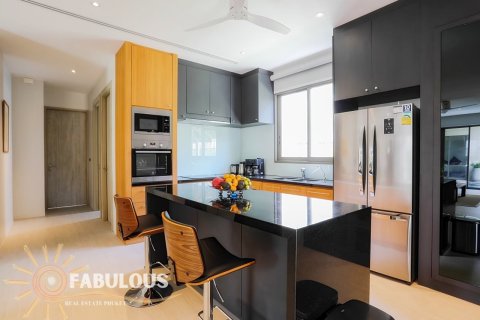Chalet de 3 dormitorios en Bang Tao, Tailandia № 179383 - foto 4