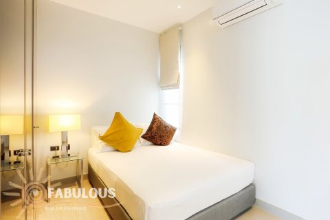 Chalet de 3 dormitorios en Bang Tao, Tailandia № 179383 - foto 2