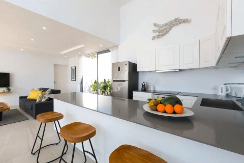 Casa de 5 dormitorios en Ko Samui, Tailandia № 70280 - foto 10