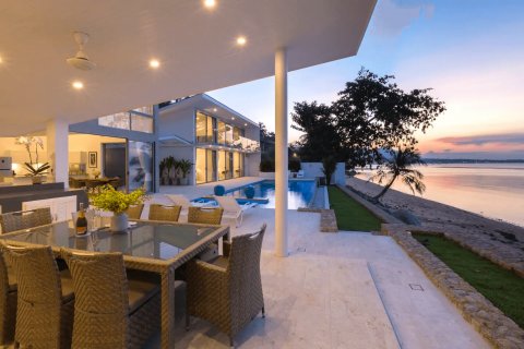 Casa de 5 dormitorios en Ko Samui, Tailandia № 70280 - foto 14