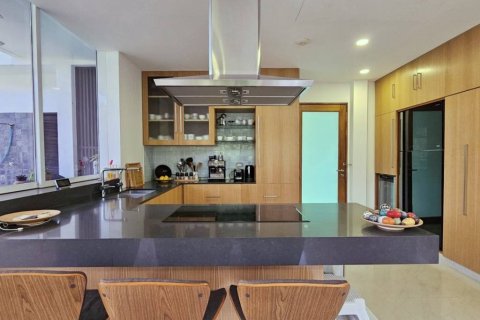 Ático de 4 dormitorios en Kathu, Tailandia № 146935 - foto 2