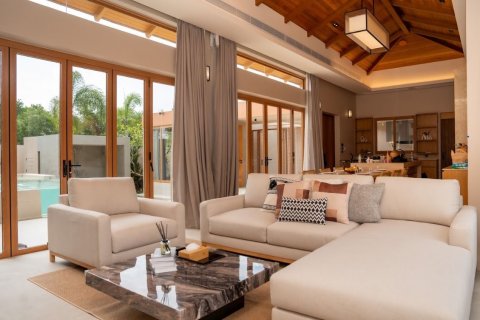 Chalet de 4 dormitorios en Phuket, Tailandia № 140353 - foto 12