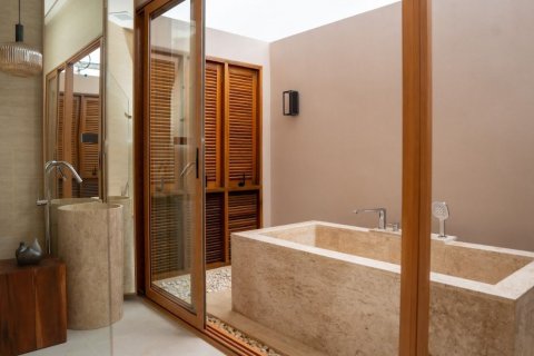 Chalet de 4 dormitorios en Phuket, Tailandia № 140353 - foto 29
