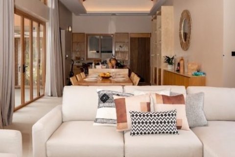 Chalet de 4 dormitorios en Phuket, Tailandia № 140353 - foto 27