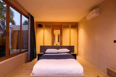 Chalet de 4 dormitorios en Phuket, Tailandia № 140353 - foto 24