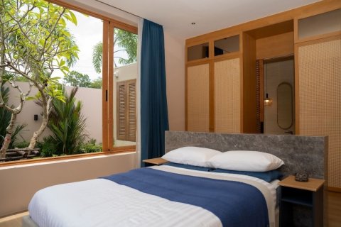Chalet de 4 dormitorios en Phuket, Tailandia № 140353 - foto 25