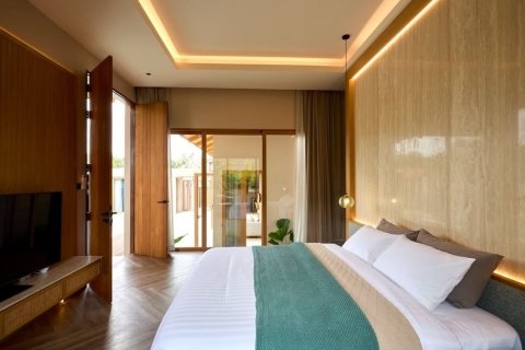 Chalet de 4 dormitorios en Phuket, Tailandia № 140353 - foto 6