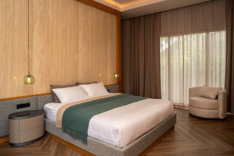 Chalet de 4 dormitorios en Phuket, Tailandia № 140353 - foto 20