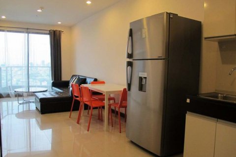 Condominio de 1 dormitorio en Bangkok, Tailandia № 66663 - foto 2