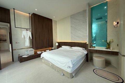 Chalet de 3 dormitorios en Bang Tao, Tailandia № 70780 - foto 22