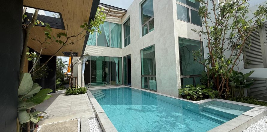 Chalet de 3 dormitorios en Bang Tao, Tailandia № 70780