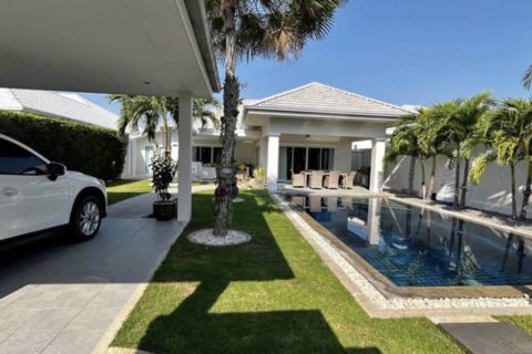 Villa à Hua Hin, Thaïlande 4 chambres № 156280