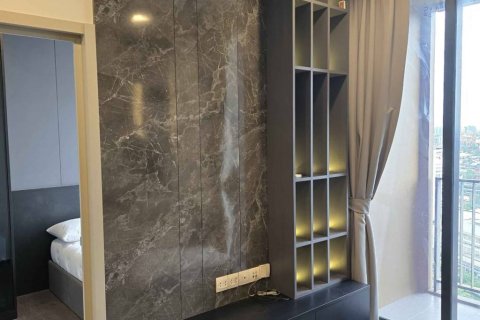 Condominio de 2 dormitorios en Khlong Toei, Bangkok, Tailandia № 146893 - foto 3