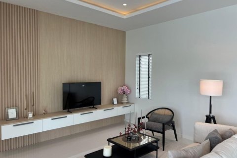 Chalet de 3 dormitorios en Hua Hin, Tailandia № 168550 - foto 3