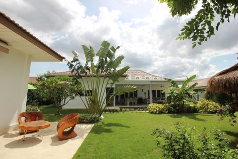 Villa in Hua Hin, Thailand 4 Schlafzimmer № 168551 - Foto 5