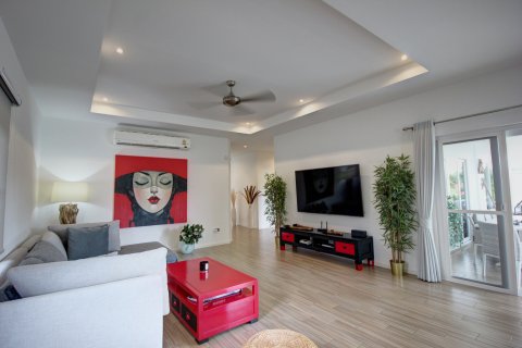 Villa in Hua Hin, Thailand 4 Schlafzimmer № 168551 - Foto 13