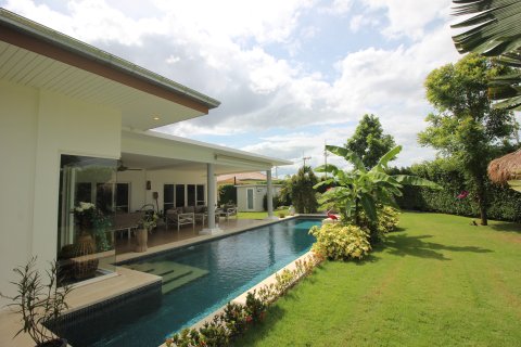 Villa in Hua Hin, Thailand 4 Schlafzimmer № 168551 - Foto 3