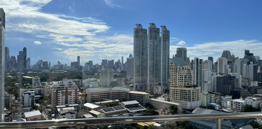 Condominio de 3 dormitorios en Bangkok, Tailandia № 189913