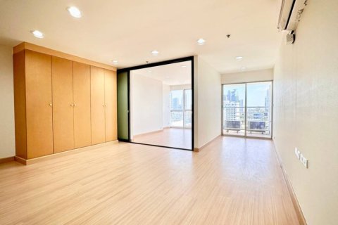 Condominio de 1 dormitorio en Khlong Toei, Bangkok, Tailandia № 156820