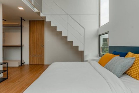 Casa de 4 dormitorios en Saphan Sung, Bangkok, Tailandia № 156822 - foto 6