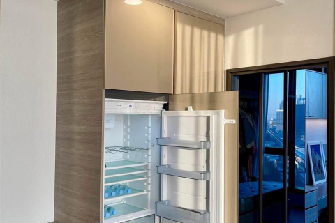 Condominio de 1 dormitorio en Bangkok, Tailandia № 187395 - foto 4