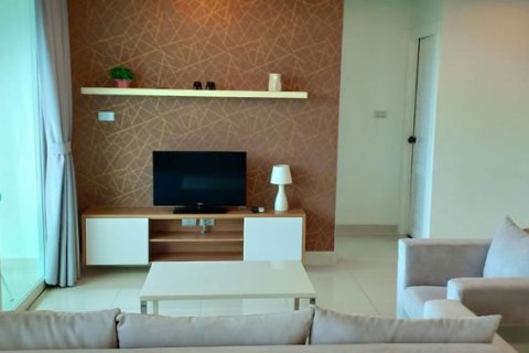 Condominio de 2 dormitorios en Jomtien Beach, Pattaya, Tailandia № 176521 - foto 9