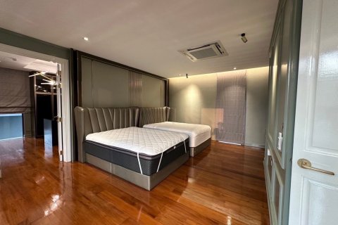 Chalet de 4 dormitorios en Hua Hin, Tailandia № 138980 - foto 30