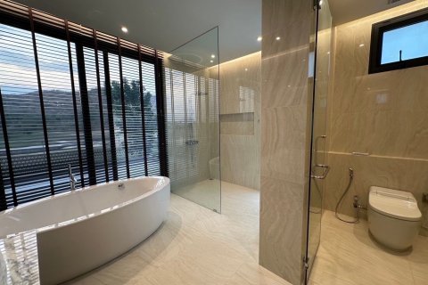 Chalet de 4 dormitorios en Hua Hin, Tailandia № 138980 - foto 24