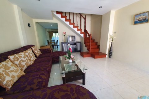 Casa de 2 dormitorios en Pattaya, Tailandia № 43646 - foto 12