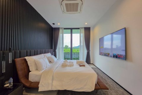 Casa de 5 dormitorios en Prachinburi, Tailandia № 180433 - foto 29