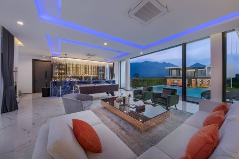 Casa de 5 dormitorios en Prachinburi, Tailandia № 180433 - foto 19