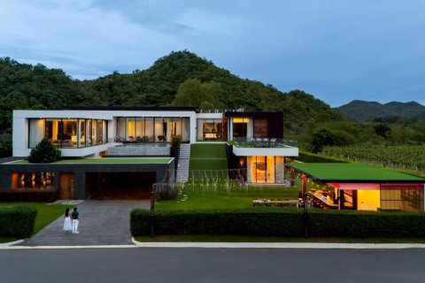 Haus in Prachinburi, Thailand 5 Schlafzimmer № 180433