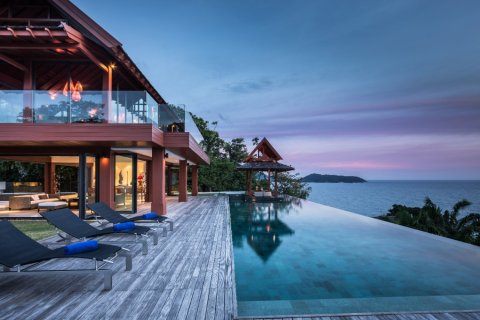 Casa de 5 dormitorios en Phuket, Tailandia № 180434 - foto 25