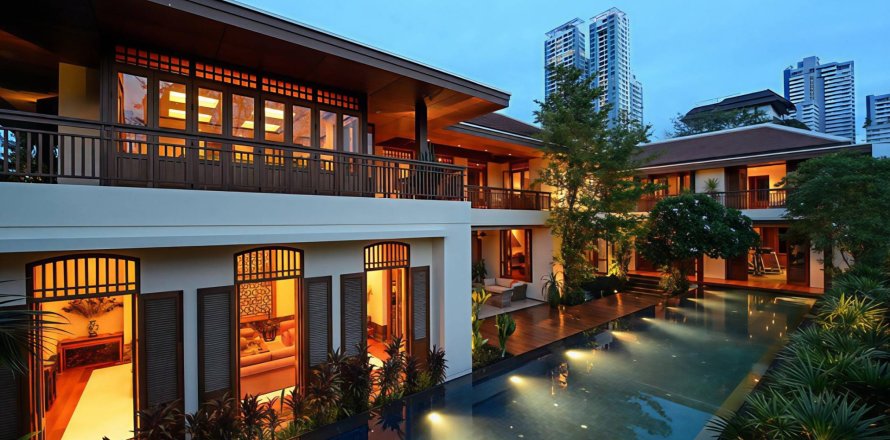 Casa de 5 dormitorios en Bangkok, Tailandia № 180432
