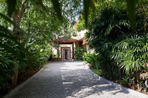 Casa de 5 dormitorios en Bangkok, Tailandia № 180432 - foto 5